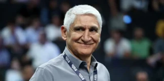 Την ανακήρυξη του Παναγιώτη Γιαννάκη σε επίτιμο δημότη Αργοστολίου αποφάσισε ομόφωνα το Δημοτικό Συμβούλιο Αργοστολίου