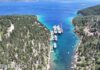 Ο κρυμμένος όρμος των superyachts στην Κεφαλονιά – Η μαγευτική Ευρετή Φισκάρφου από ψηλά (βίντεο)