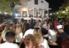 Το αδιαχώρητο στο γλέντι της Γιορτής Κρεατόπιτας στα Τζαννάτα Κεφαλονιάς (βίντεο – εικόνες)