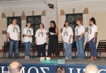 Μια βραδιά στο Ληξούρι γεμάτη συγκίνηση, μουσική και χορό αφιερωμένη στη Μαρία Λαδά – Η ζωή & ο αγώνας της “ζωντάνεψαν” μέσα από τον ΥΠΕΡΙΩΝΑ (βίντεο – εικόνες)