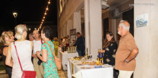 «Φιλέματα Επτανησιακής Γης»: Γεύσεις από παραγωγούς του Ιονίου και παραδοσιακοί χοροί γέμισαν το Αργοστόλι Κεφαλονιάς (βίντεο – εικόνες)
