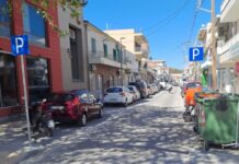 Ιωάννης Κοσμάτος: Από οδός Σιτεμπόρων… οδός Πινακιδοφόρων – Η ανάπλαση στο Αργοστόλι που έγινε «δάσος» πινακίδων (εικόνες)